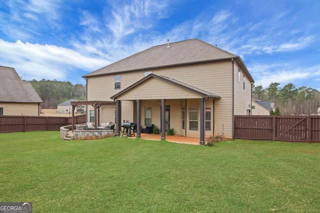 4605 Chestnut Oak Street, Loganville, GA 30052