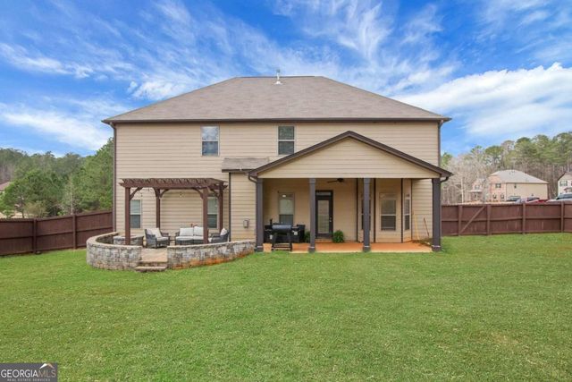 4605 Chestnut Oak Street, Loganville, GA 30052