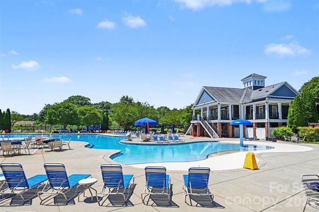 3294 Kelsey Plaza, Kannapolis, NC 28081