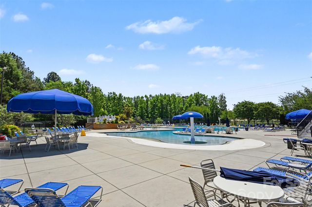 3294 Kelsey Plaza, Kannapolis, NC 28081