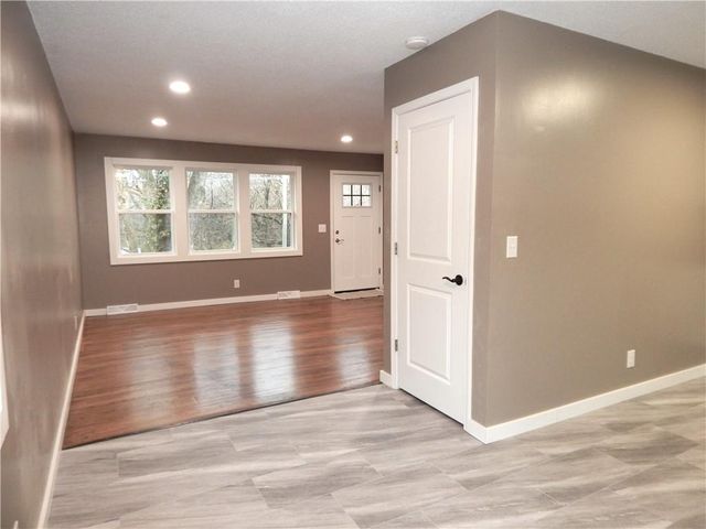 5820 NE 60th Street, Kansas City, MO 64119