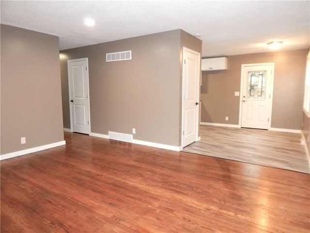 5820 NE 60th Street, Kansas City, MO 64119