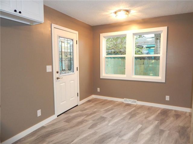 5820 NE 60th Street, Kansas City, MO 64119