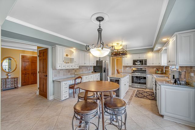10700 Churchill Drive, Orland Park, IL 60467