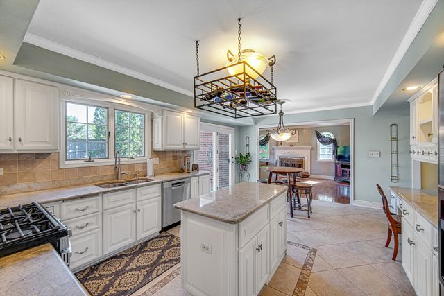 10700 Churchill Drive, Orland Park, IL 60467