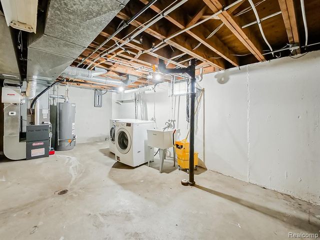 28783 Leona Street, Garden City, MI 48135