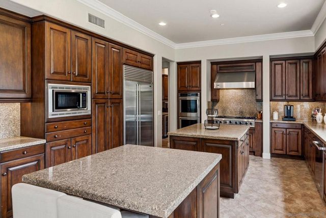 17854 Camino De La Mitra, Rancho Santa Fe, CA 92067