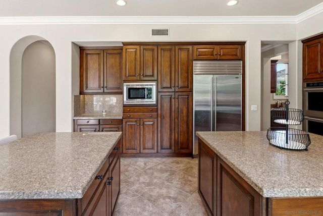 17854 Camino De La Mitra, Rancho Santa Fe, CA 92067
