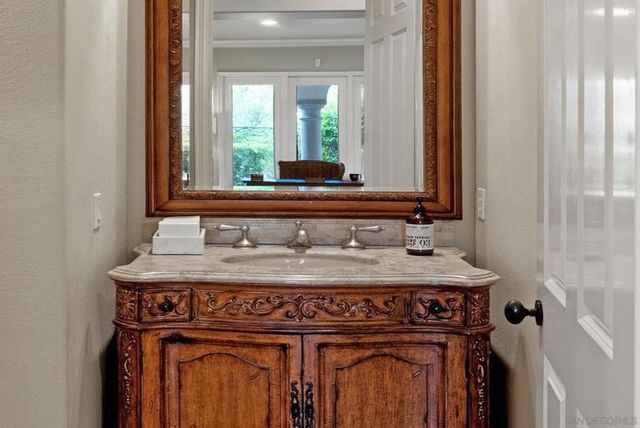 17854 Camino De La Mitra, Rancho Santa Fe, CA 92067