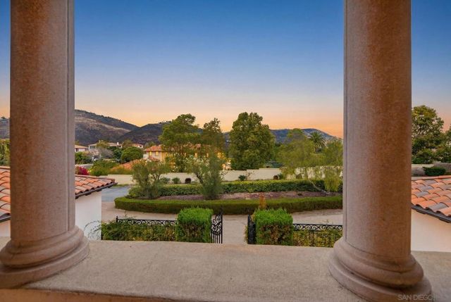 17854 Camino De La Mitra, Rancho Santa Fe, CA 92067