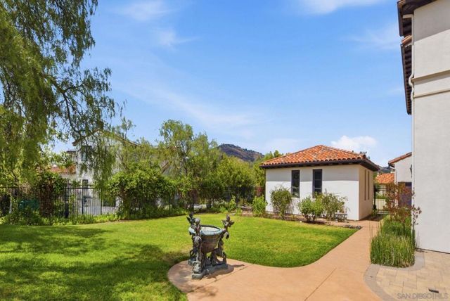 17854 Camino De La Mitra, Rancho Santa Fe, CA 92067