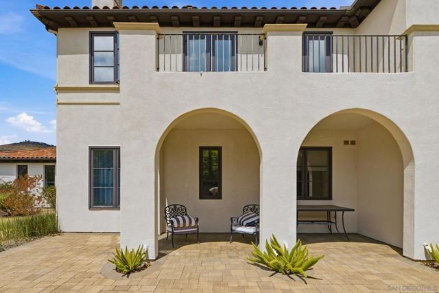 17854 Camino De La Mitra, Rancho Santa Fe, CA 92067