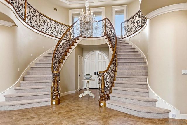 17854 Camino De La Mitra, Rancho Santa Fe, CA 92067