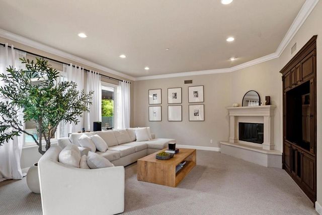 17854 Camino De La Mitra, Rancho Santa Fe, CA 92067