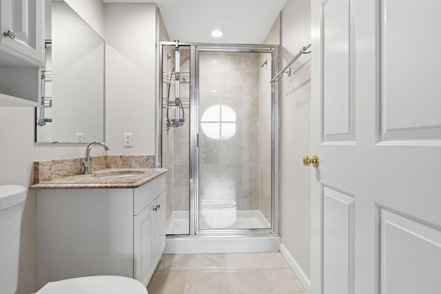 65 Chelsea St 404, Boston, MA 02129