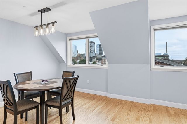 65 Chelsea St 404, Boston, MA 02129