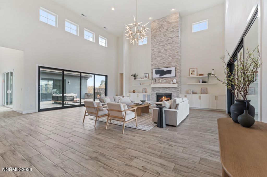 Image 10 of property listing at 2250 Eagle Bend Court, Reno, NV 89523