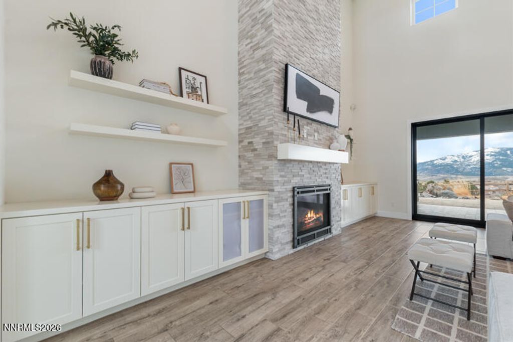 Image 12 of property listing at 2250 Eagle Bend Court, Reno, NV 89523