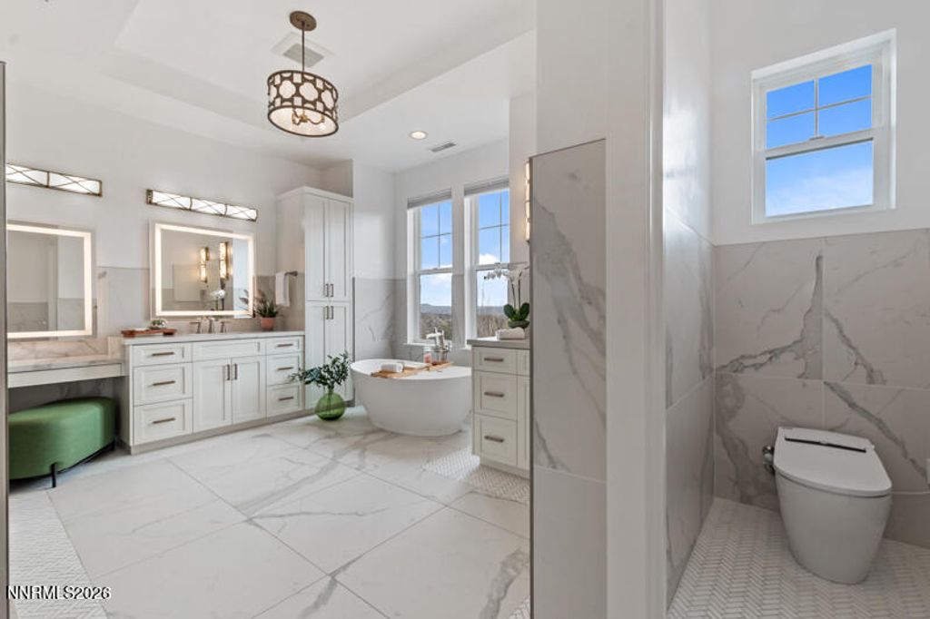 Image 26 of property listing at 2250 Eagle Bend Court, Reno, NV 89523