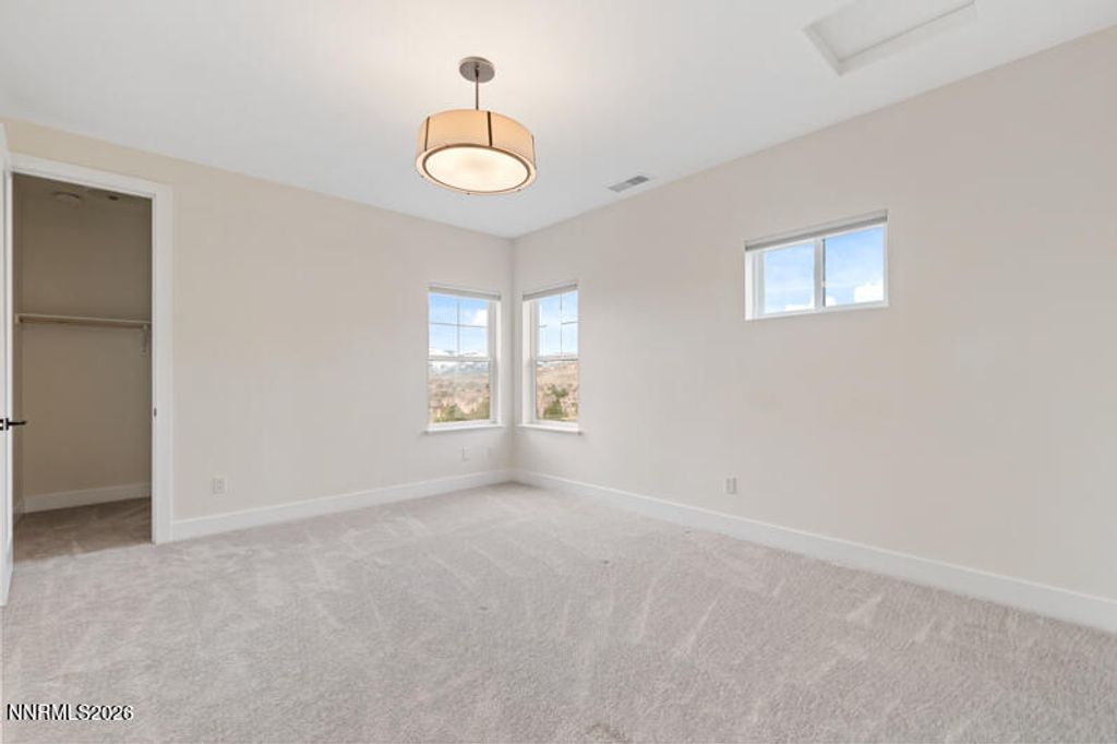 Image 39 of property listing at 2250 Eagle Bend Court, Reno, NV 89523