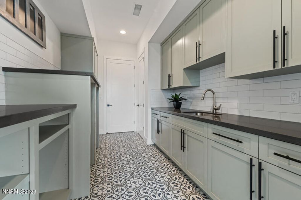 Image 47 of property listing at 2250 Eagle Bend Court, Reno, NV 89523