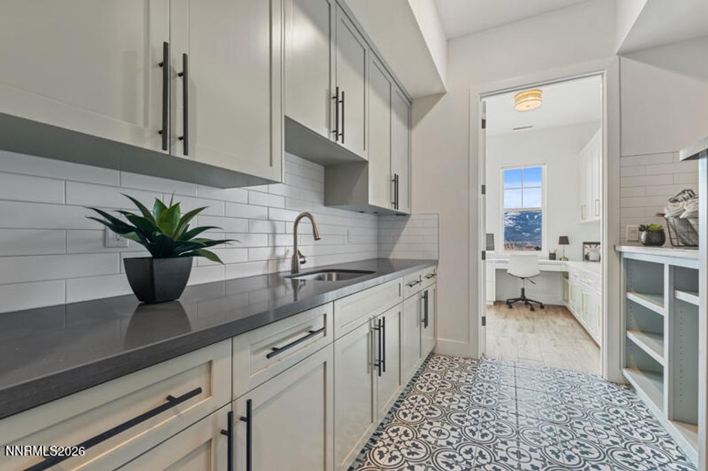 Image 49 of property listing at 2250 Eagle Bend Court, Reno, NV 89523