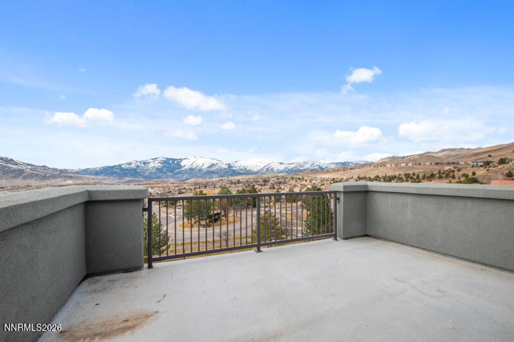 Image 51 of property listing at 2250 Eagle Bend Court, Reno, NV 89523