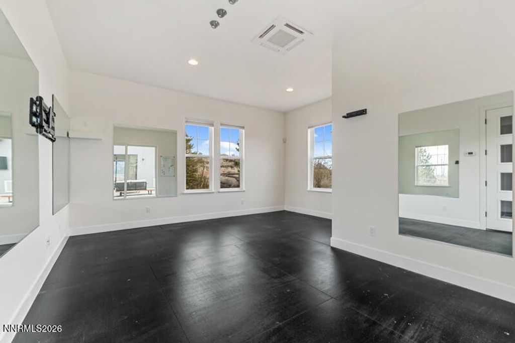 Image 53 of property listing at 2250 Eagle Bend Court, Reno, NV 89523