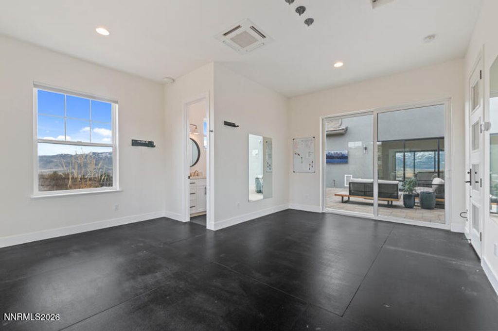 Image 54 of property listing at 2250 Eagle Bend Court, Reno, NV 89523