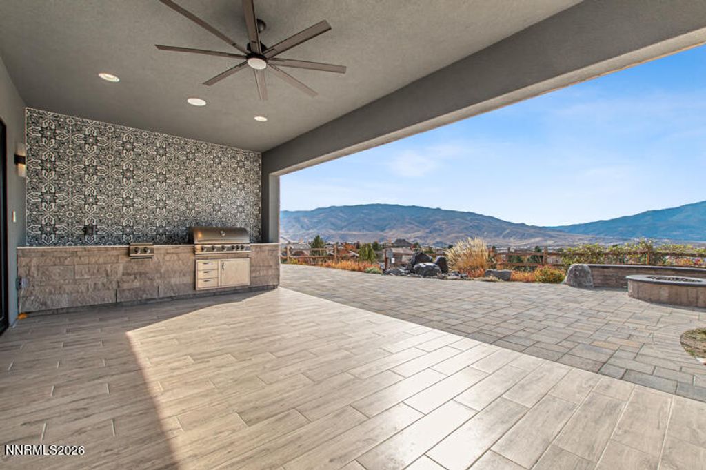 Image 58 of property listing at 2250 Eagle Bend Court, Reno, NV 89523