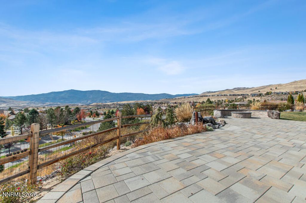 Image 59 of property listing at 2250 Eagle Bend Court, Reno, NV 89523
