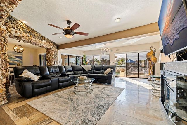 357 LA HACIENDA DRIVE, Indian Rocks Beach, FL 33785