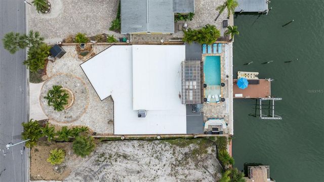 357 LA HACIENDA DRIVE, Indian Rocks Beach, FL 33785