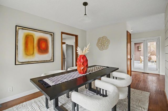 4640 Hillview Way, Sacramento, CA 95822