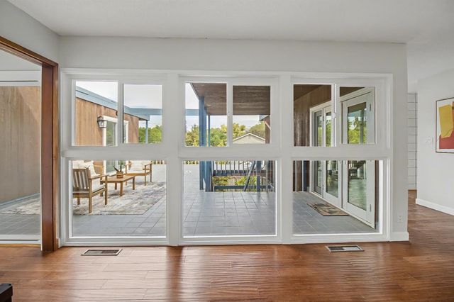 4640 Hillview Way, Sacramento, CA 95822