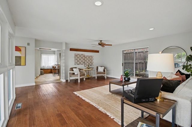 4640 Hillview Way, Sacramento, CA 95822