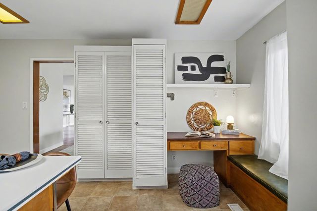 4640 Hillview Way, Sacramento, CA 95822