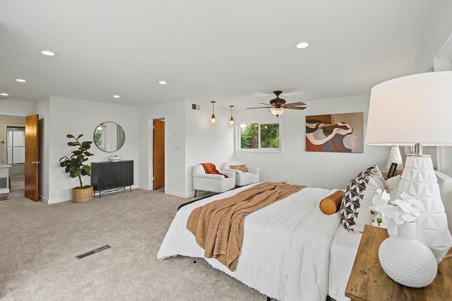 4640 Hillview Way, Sacramento, CA 95822