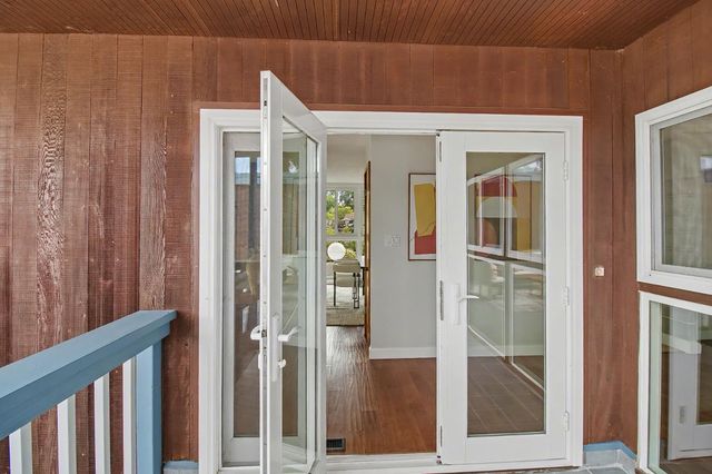 4640 Hillview Way, Sacramento, CA 95822