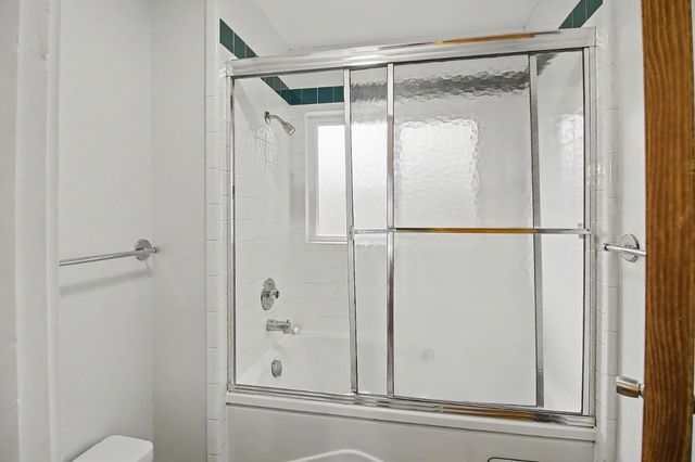 4640 Hillview Way, Sacramento, CA 95822