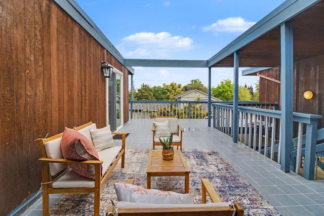 4640 Hillview Way, Sacramento, CA 95822