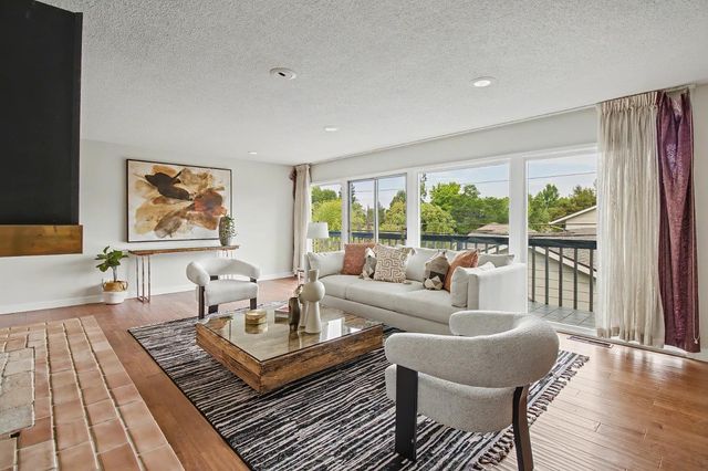 4640 Hillview Way, Sacramento, CA 95822