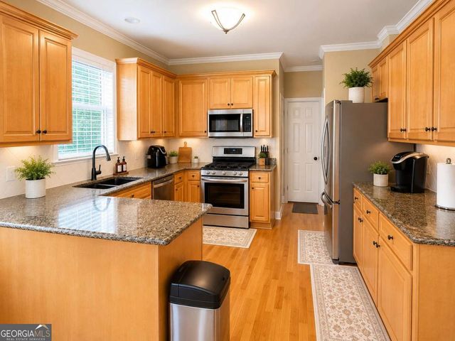 5550 Hedge Brooke Drive NW, Acworth, GA 30101