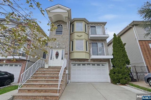 433 Linden, Elizabeth, NJ 07202