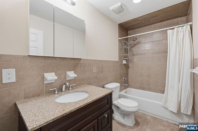 433 Linden, Elizabeth, NJ 07202