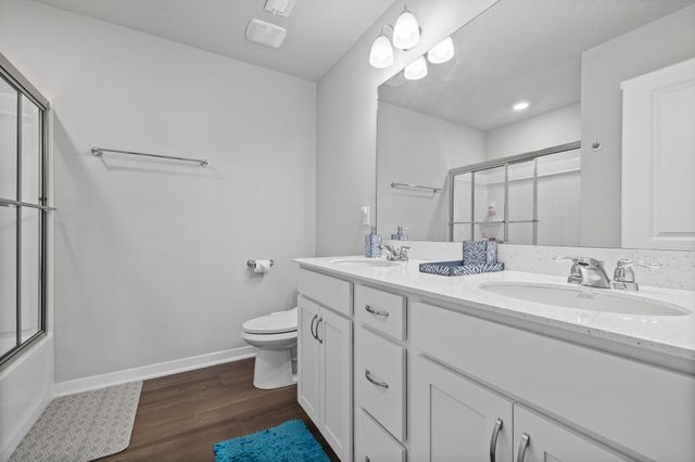 9570 Crestview Drive, West Des Moines, IA 50266
