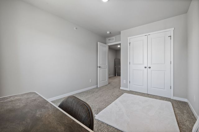 9570 Crestview Drive, West Des Moines, IA 50266