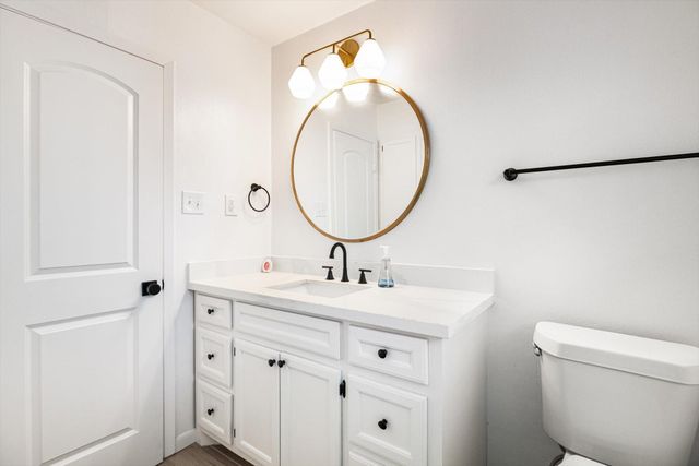 416 Southern Oaks Drive, Lake Jackson, TX 77566