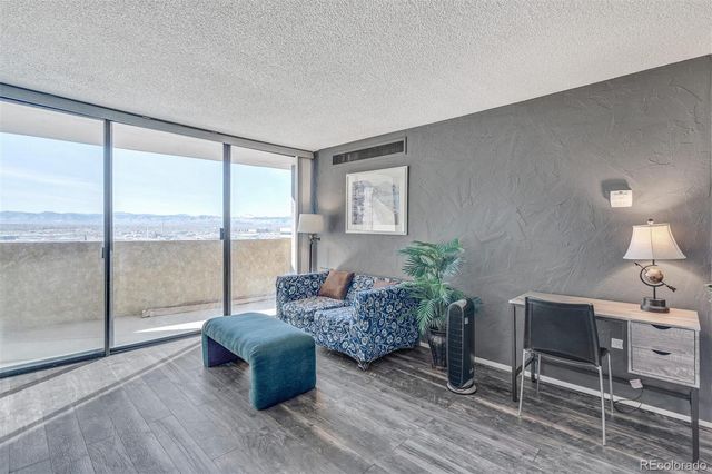 1020 15th Street 19M, Denver, CO 80202