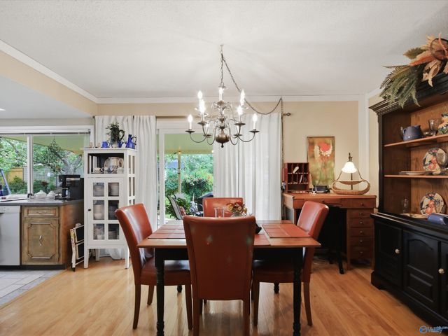 2102 Woodmore Drive SE, Huntsville, AL 35803